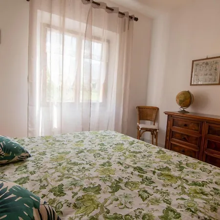Ontanelli By Interhome مارتْشانا مارينا