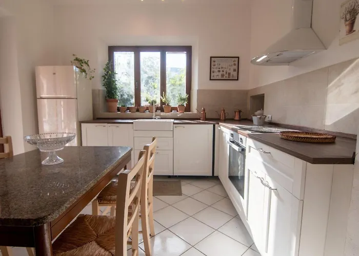 شقة Ontanelli By Interhome مارتْشانا مارينا