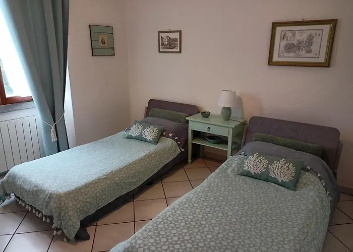 Ontanelli By Interhome * مارتْشانا مارينا